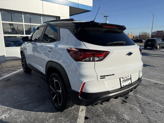 Certified 2022 Chevrolet TrailBlazer RS w/ Sun and Liftgate Package image 11