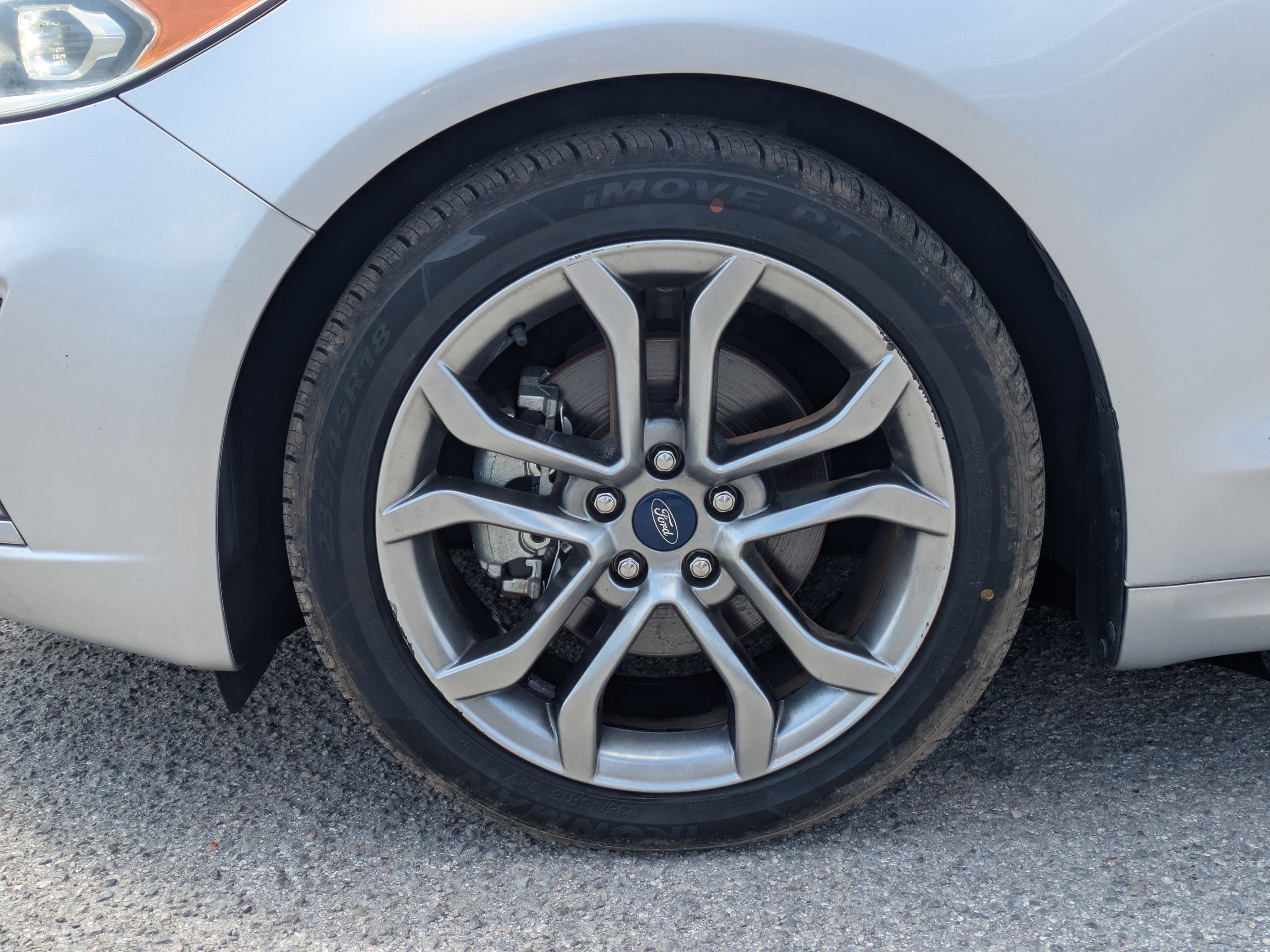 Used 2019 Ford Fusion SEL FWD image 9