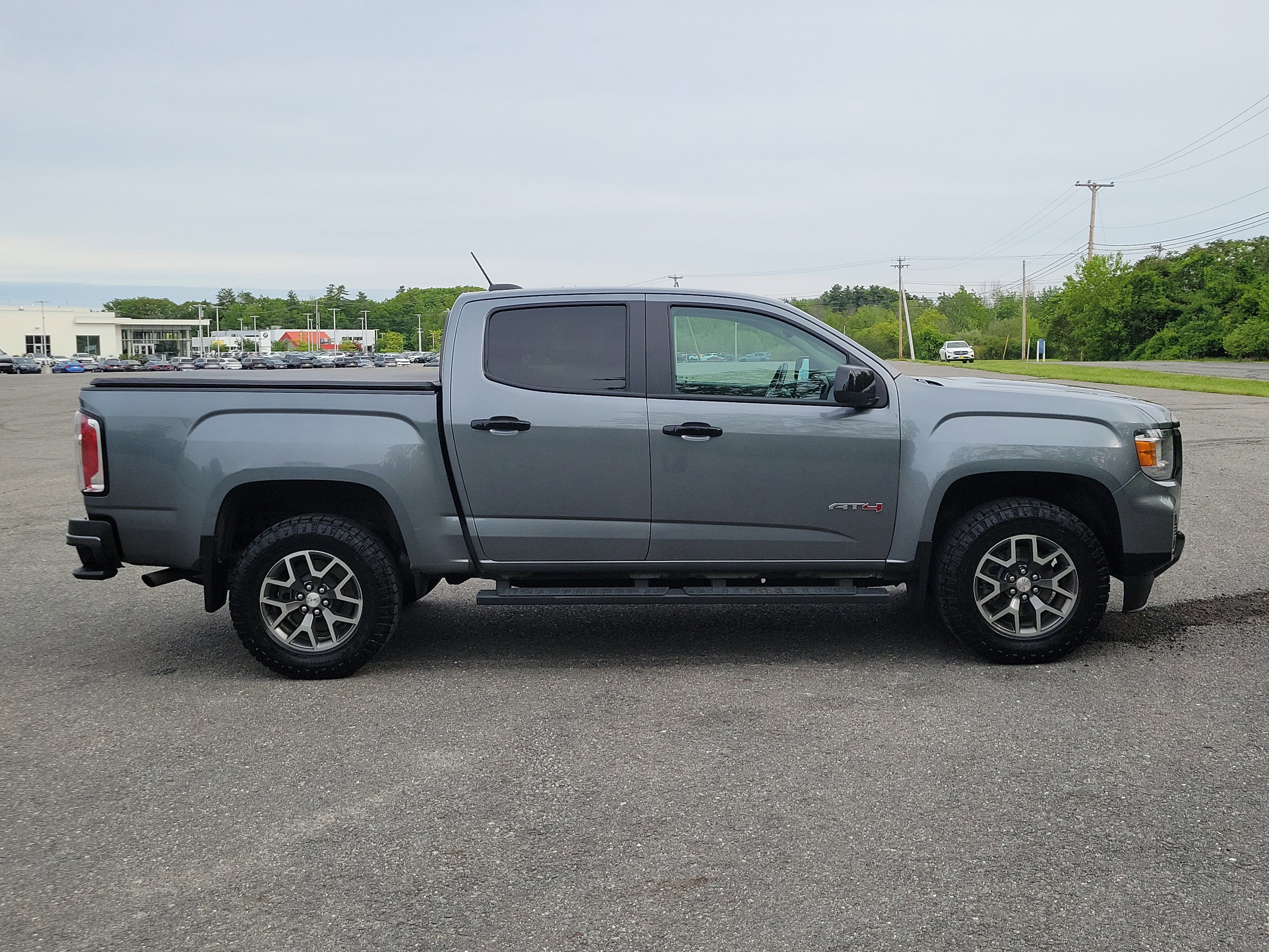 Used 2022 GMC Canyon AT4 w/ Trailering Package AWD/4WD image 4