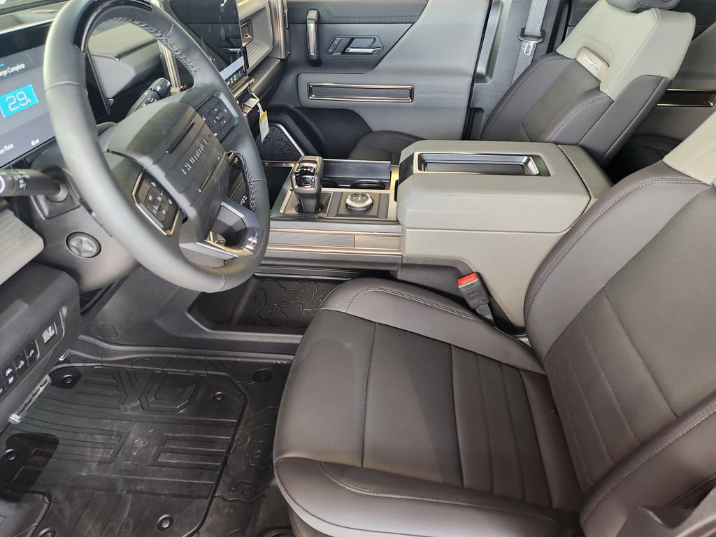 New 2025 GMC Hummer EV 3X w/ LPO, Illumination Package image 5