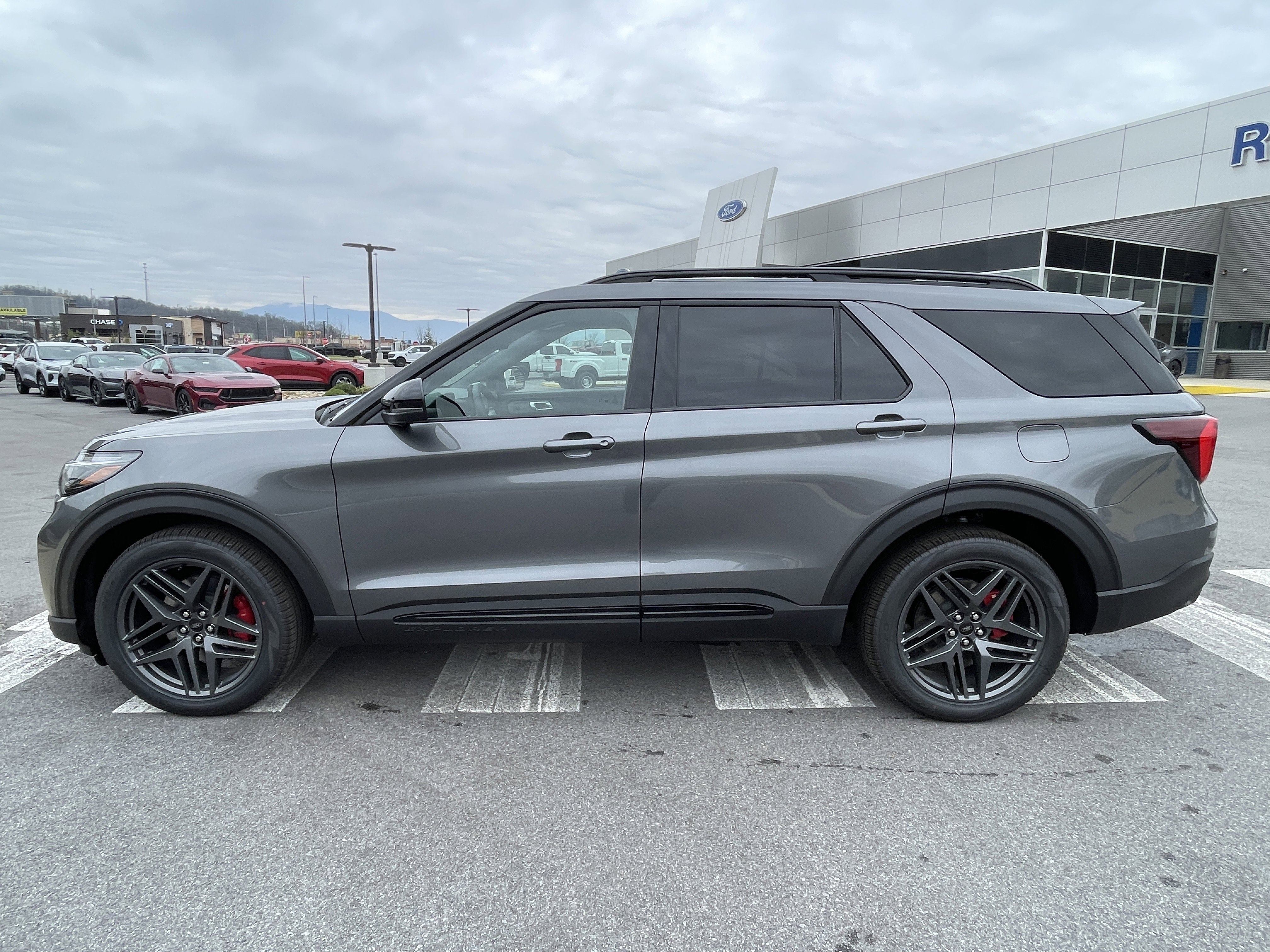 New 2026 Ford Explorer ST w/ Sun And Sound Package AWD/4WD image 8