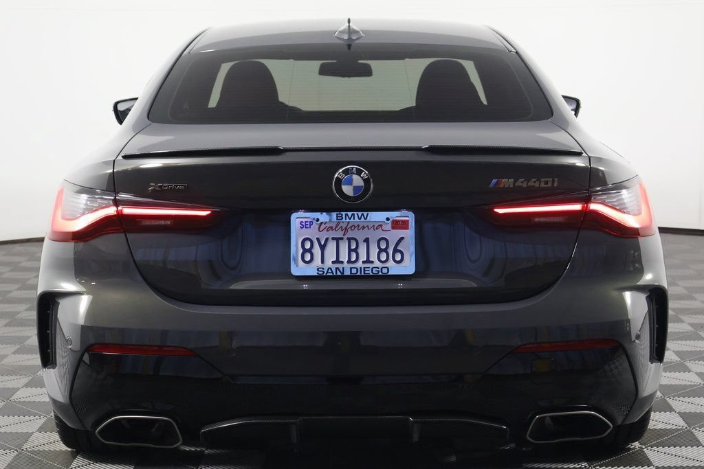 Certified 2022 BMW 440i xDrive Coupe w/ M Carbon Exterior Package AWD/4WD image 5