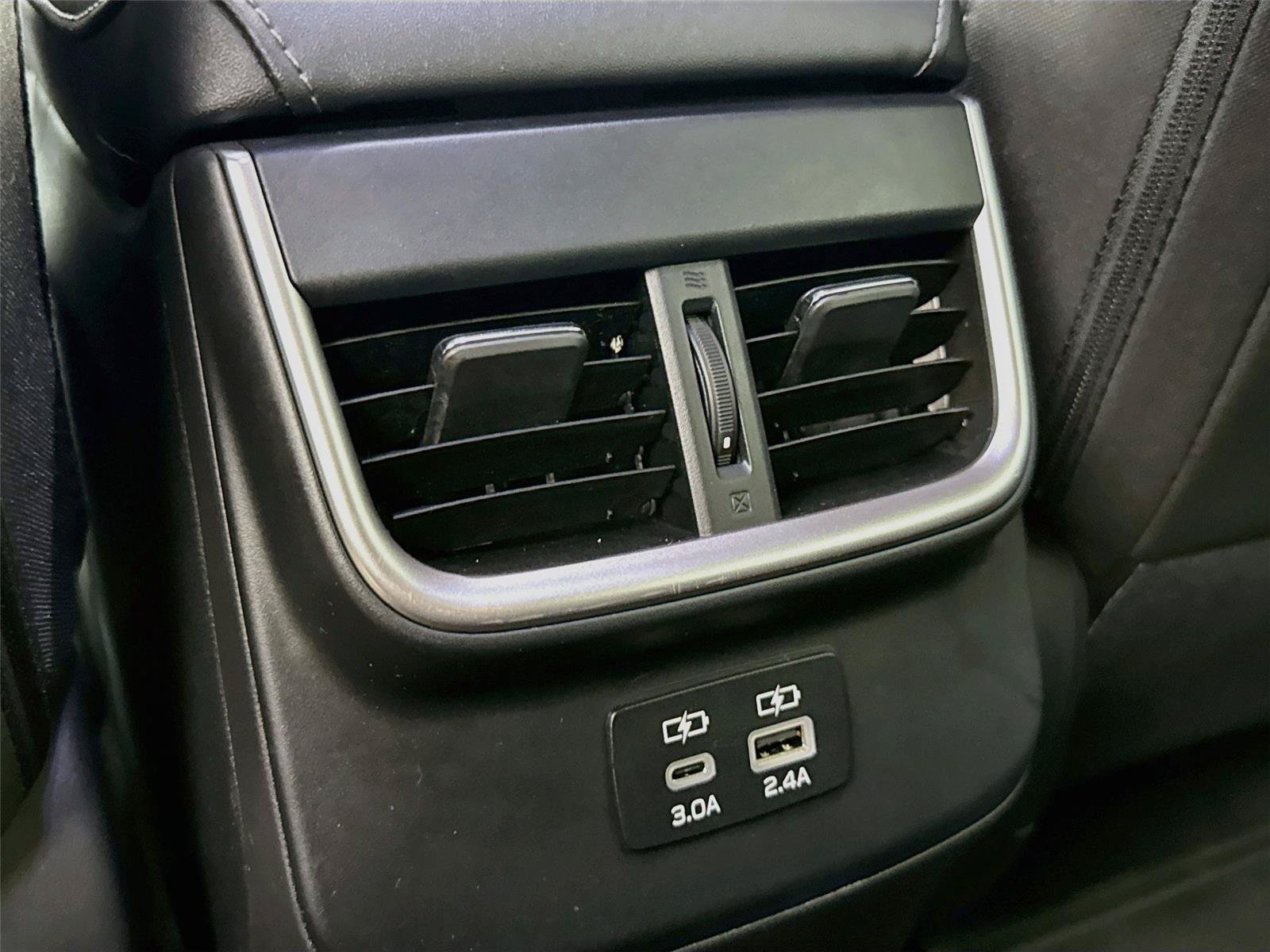 Used 2023 Subaru Outback Premium AWD/4WD image 25