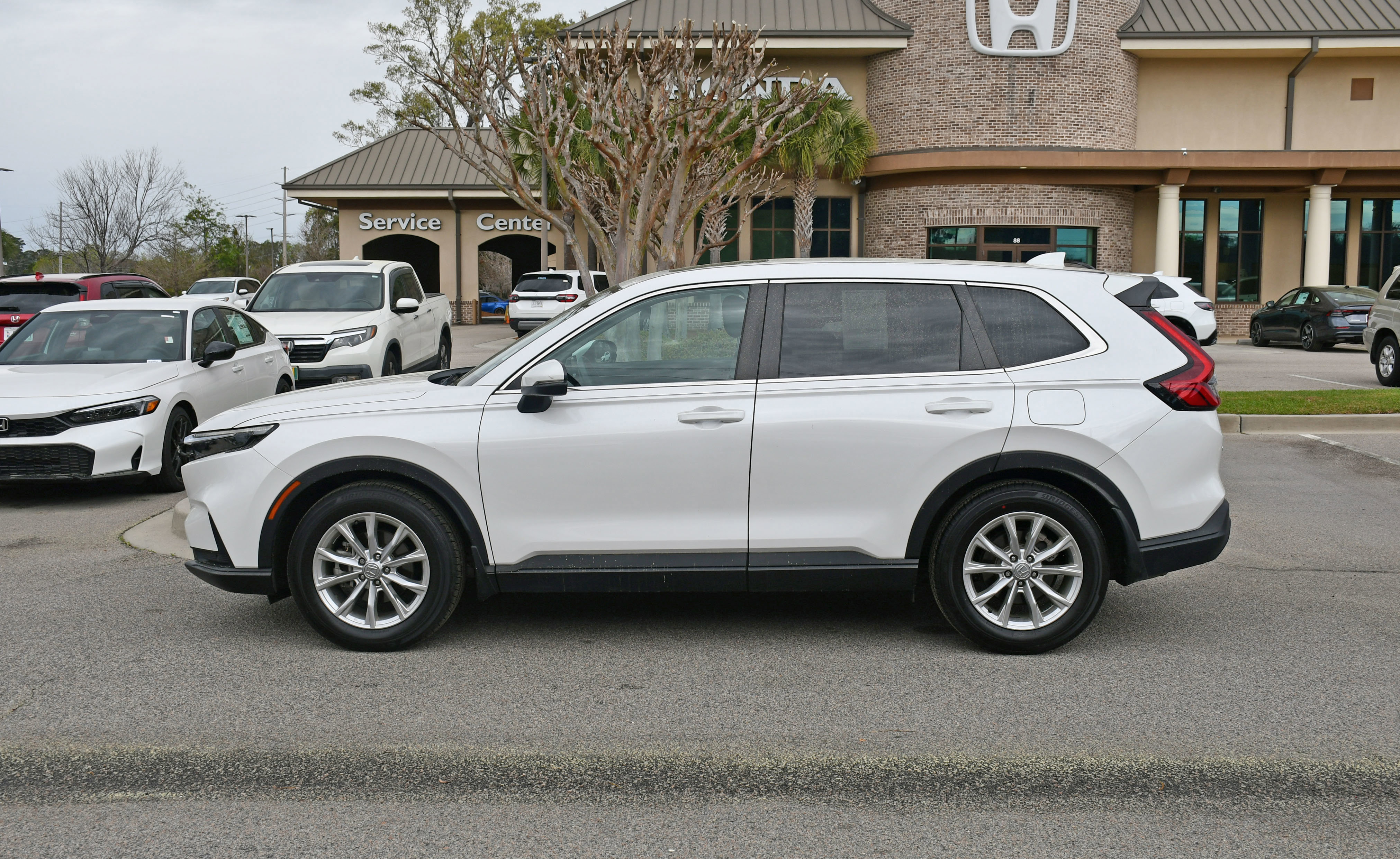 Certified 2024 Honda CR-V EX-L image 2