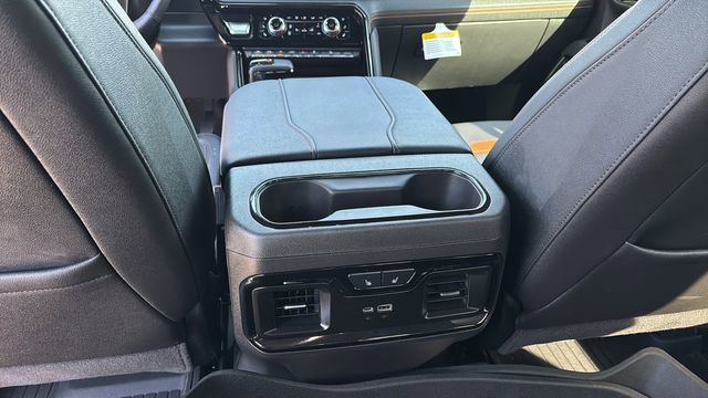 Used 2025 GMC Sierra 1500 AT4 w/ Technology Package image 21
