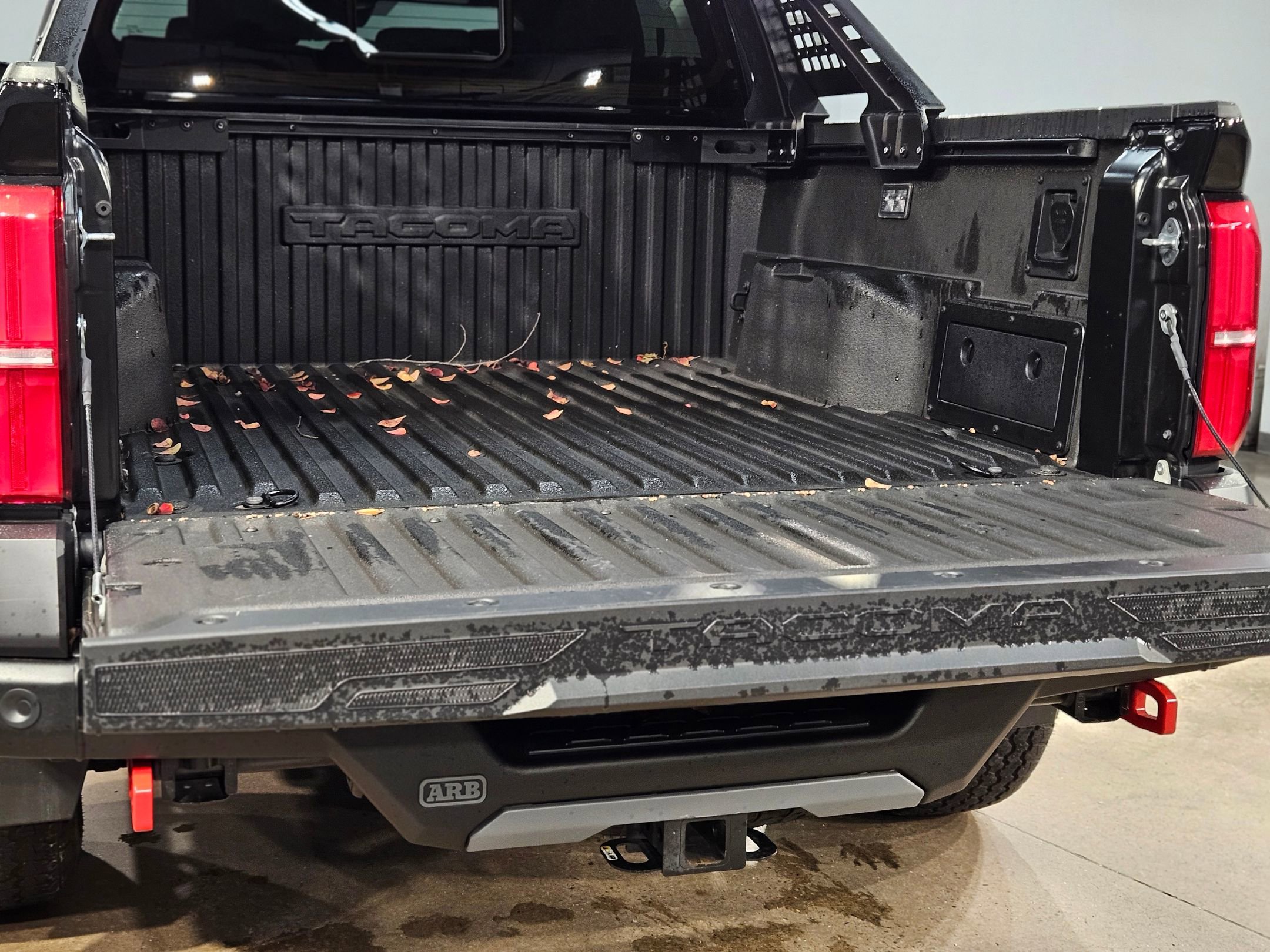 Used 2024 Toyota Tacoma 4x4 Double Cab Hybrid image 18