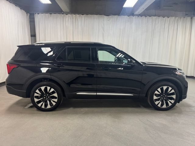 Used 2025 Ford Explorer Platinum w/ LUX Leather Package AWD/4WD image 3