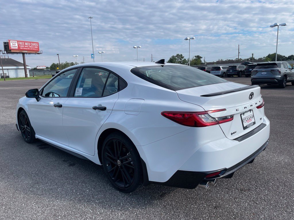 New 2026 Toyota Camry Hybrid FWD image 5