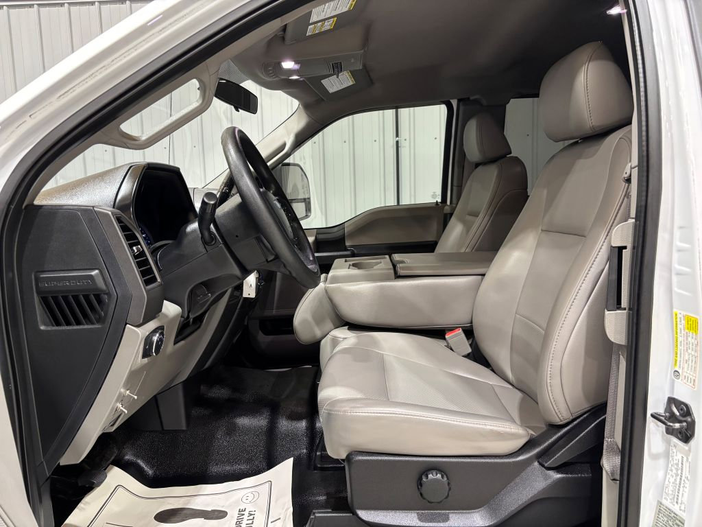 Used 2019 Ford F250 XL w/ Power Equipment Group image 11