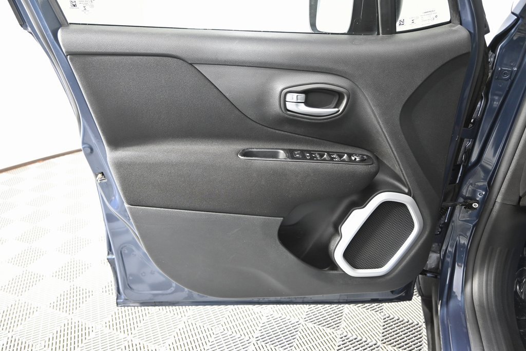 Used 2020 Jeep Renegade Sport image 18