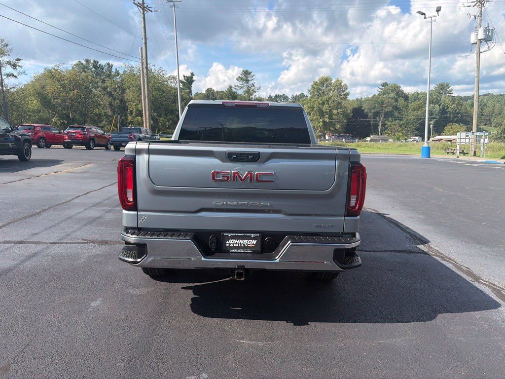 Used 2025 GMC Sierra 1500 SLT AWD/4WD image 9