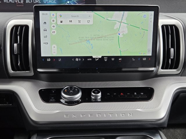 New 2026 Ford Expedition Active RWD image 13