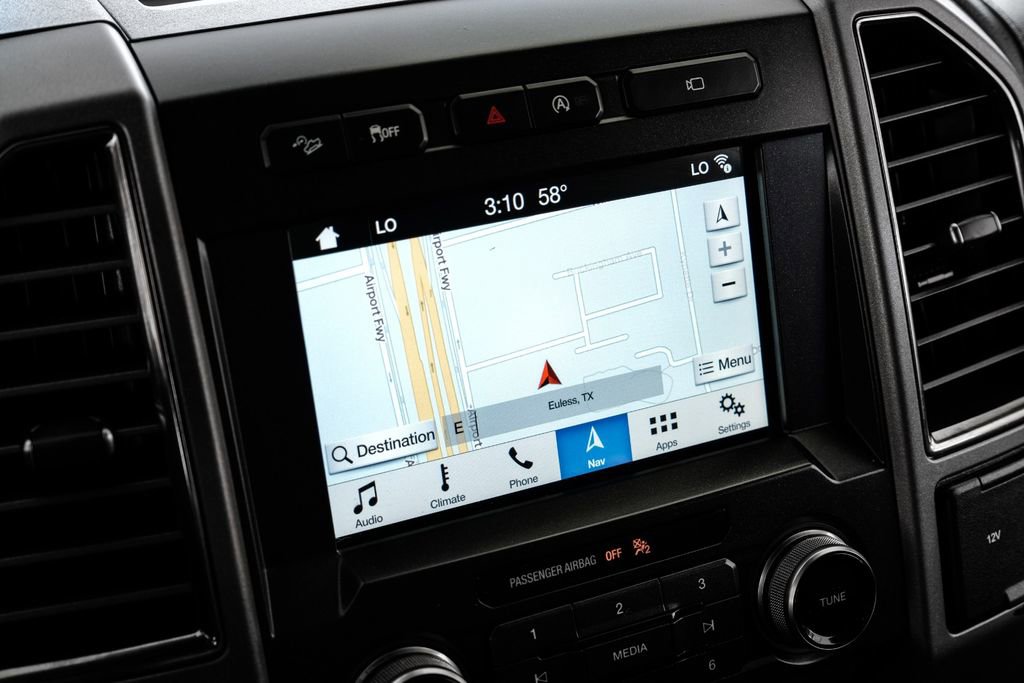 Used 2017 Ford F150 Raptor w/ Equipment Group 802A Luxury image 19