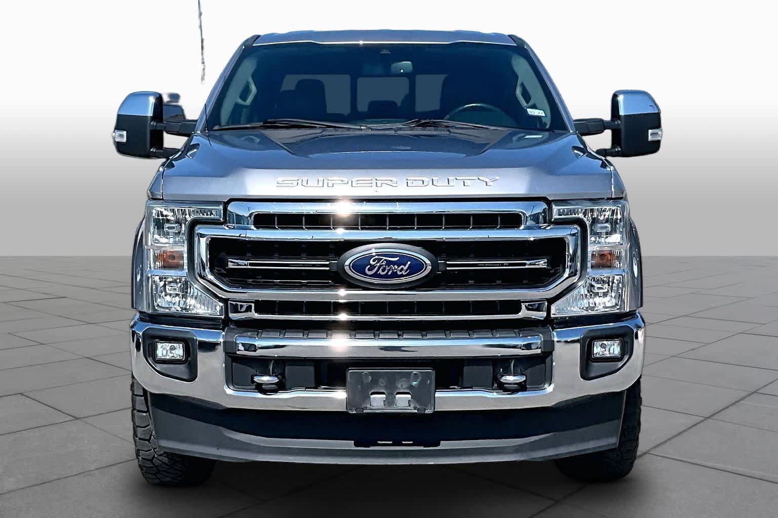 Used 2020 Ford F250 Lariat w/ Lariat Ultimate Package AWD/4WD image 4
