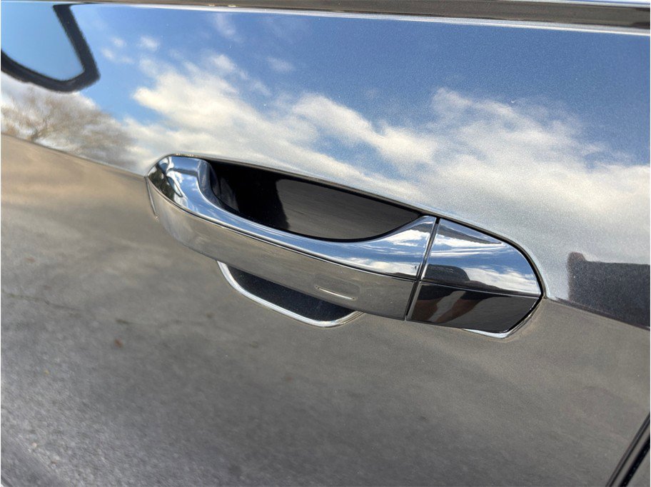 Used 2020 Audi A8 L 4.0T w/ Executive Package image 20