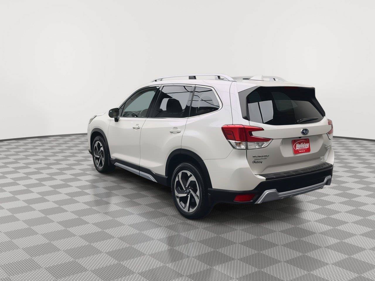 Used 2022 Subaru Forester Touring w/ Popular Package #3 AWD/4WD image 39
