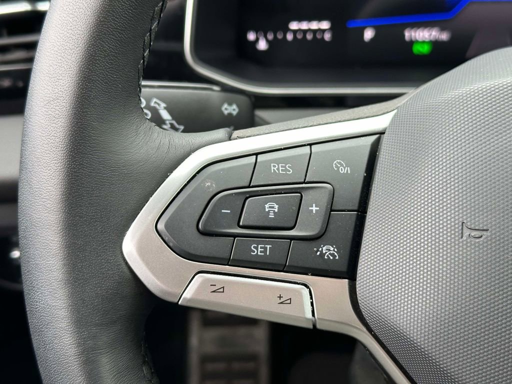 Used 2025 Volkswagen Jetta Sport image 26