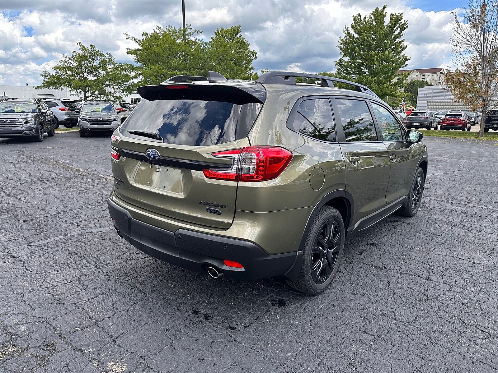 Used 2025 Subaru Ascent Onyx Edition AWD/4WD image 3