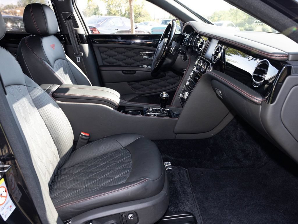 Used 2019 Bentley Mulsanne RWD image 57