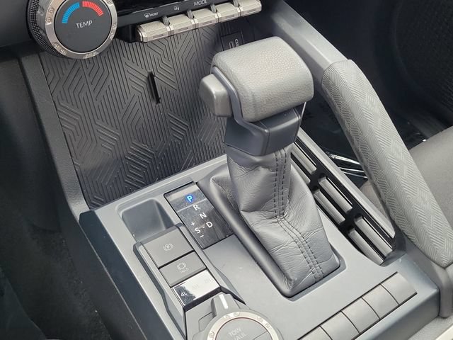 Used 2025 Toyota Tacoma SR5 AWD/4WD image 28