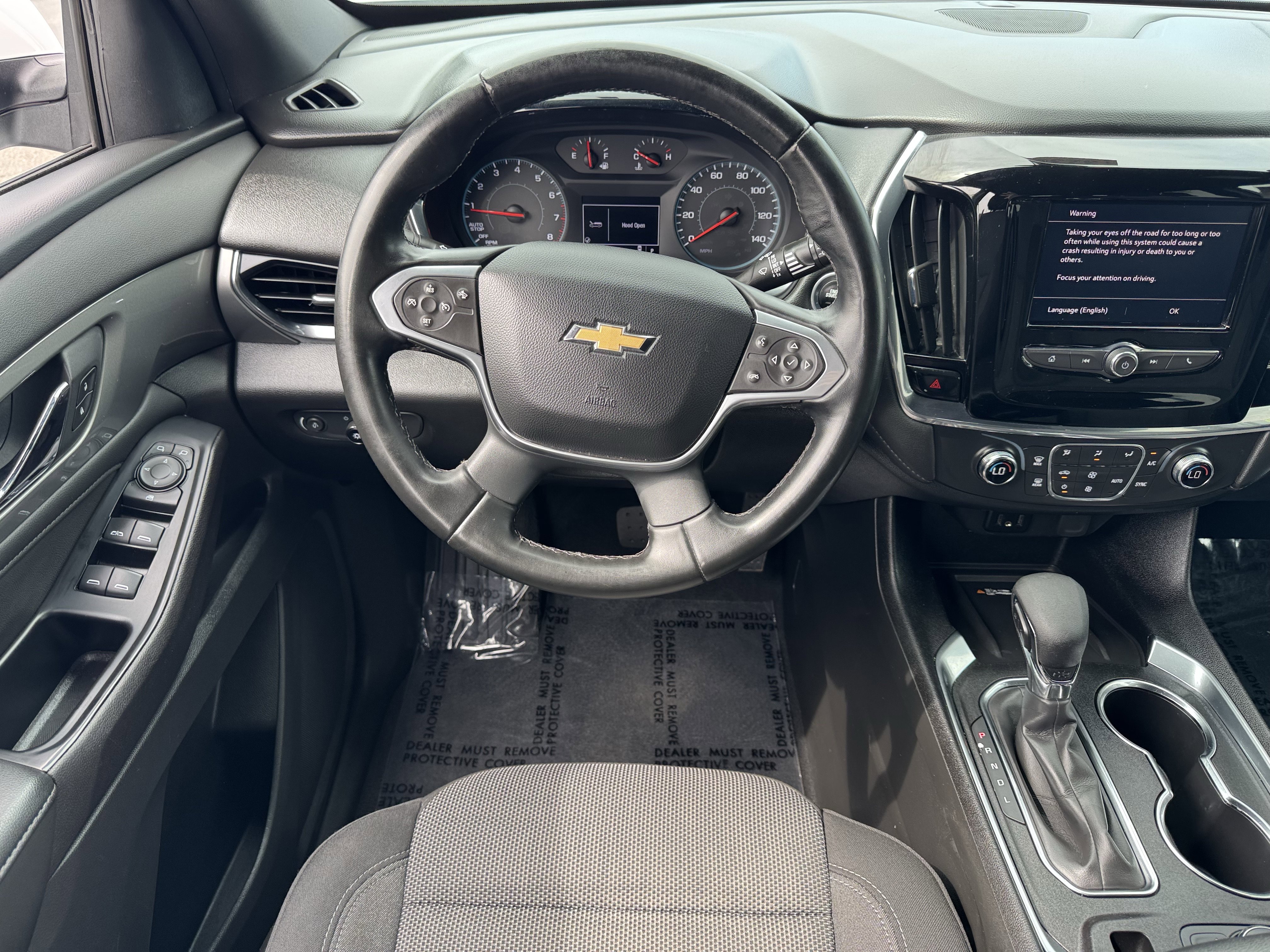 Used 2023 Chevrolet Traverse LT FWD image 18
