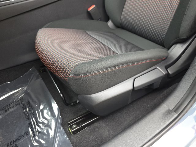 New 2027 Nissan Sentra SR w/ Floor Mat Package FWD image 30