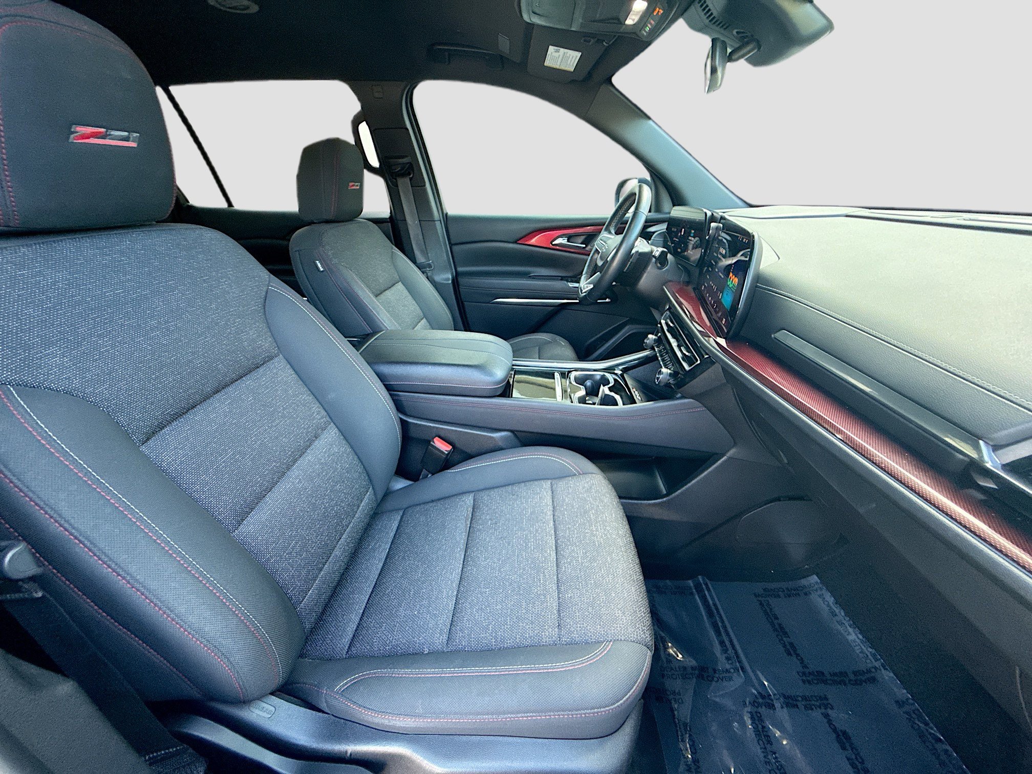 Used 2024 Chevrolet Traverse Z71 AWD/4WD image 32