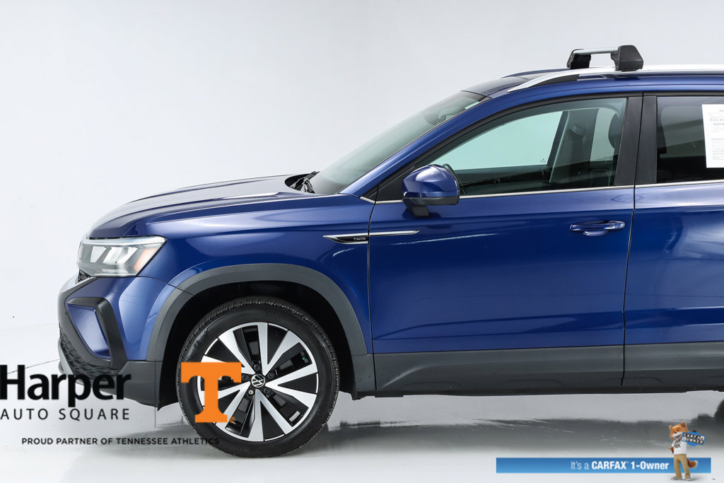 Used 2023 Volkswagen Taos SE w/ Panoramic Sunroof Package FWD image 41
