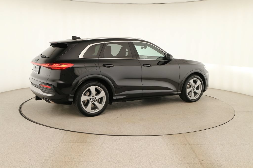 Certified 2025 Audi Q5 Prestige AWD/4WD image 7