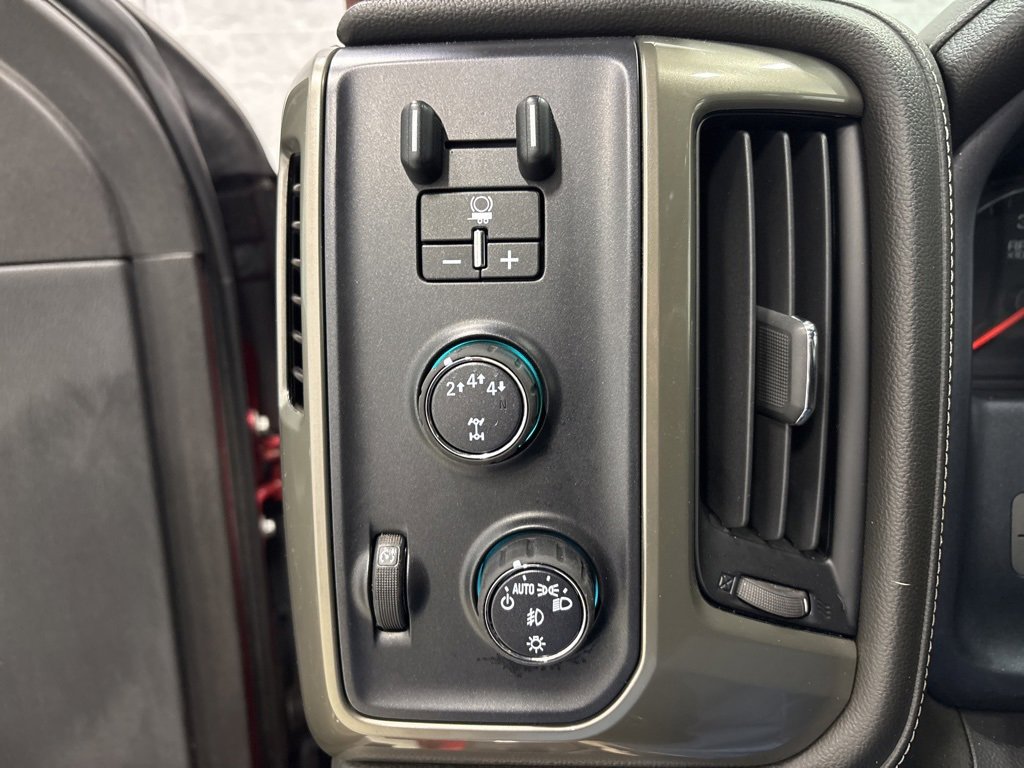 Used 2018 Chevrolet Silverado 2500 High Country image 25