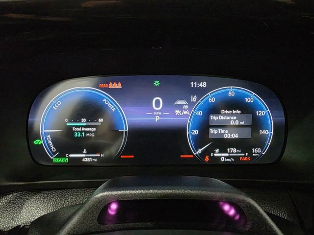 Used 2025 Toyota Crown Signia w/ Advanced Technology Package AWD/4WD image 18