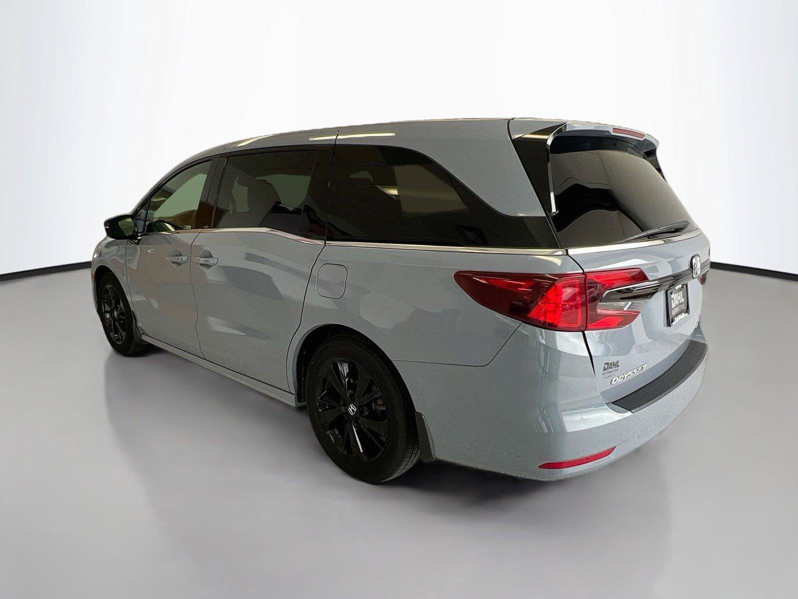 Used 2023 Honda Odyssey Sport image 10