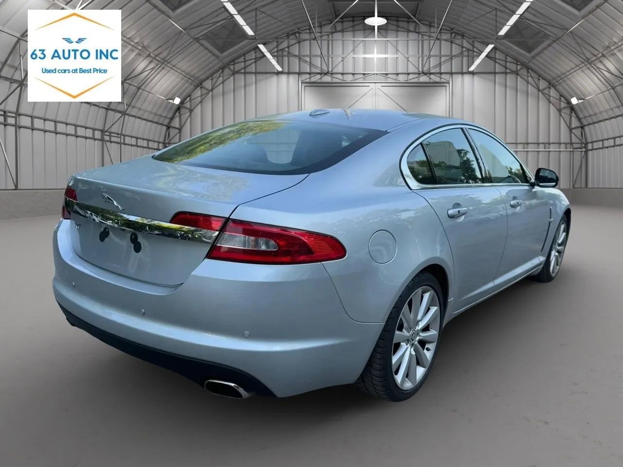 Used 2011 Jaguar XF Premium RWD image 5