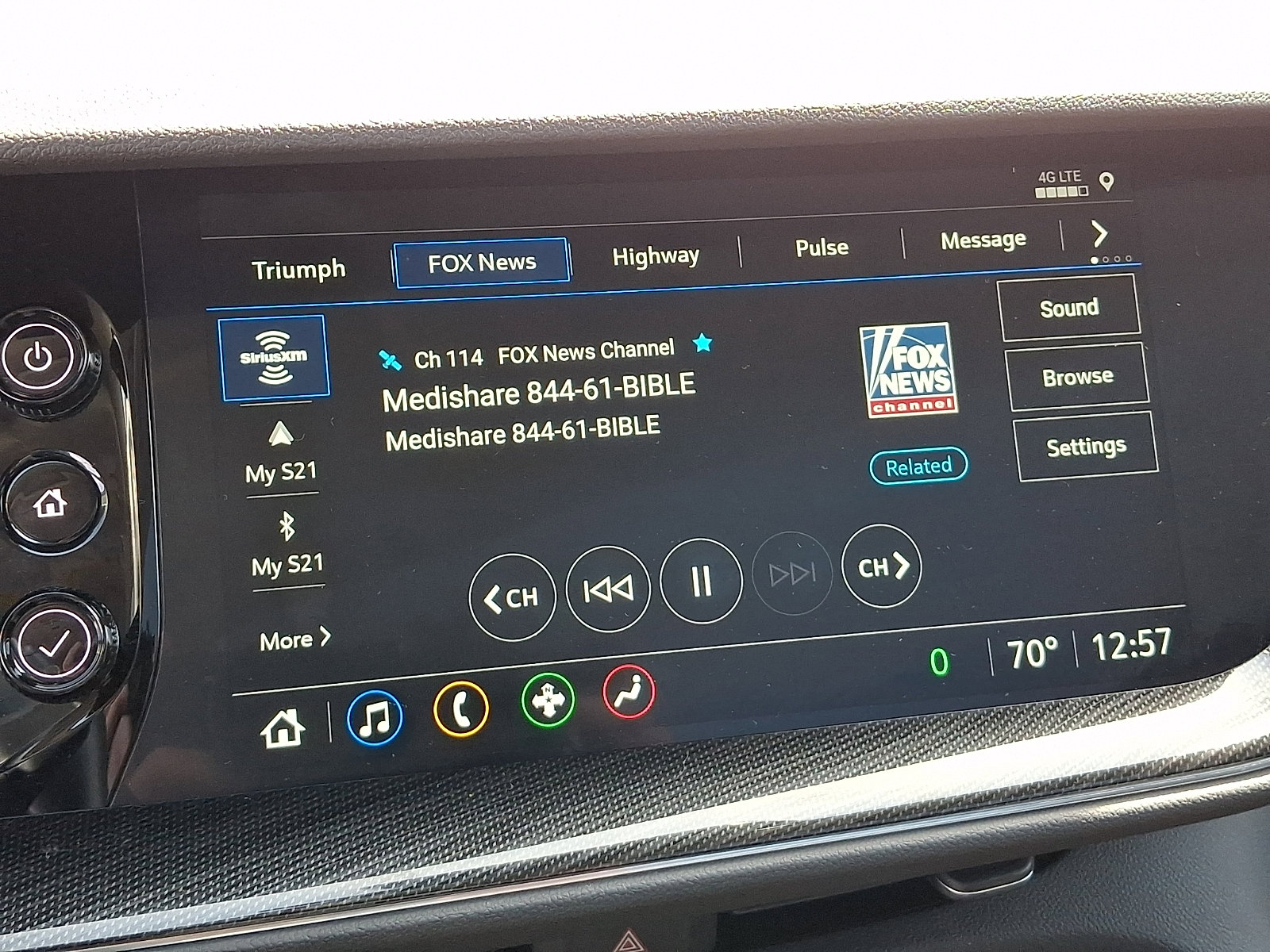 Used 2023 Buick Envision Essence w/ Sport Touring Package image 18