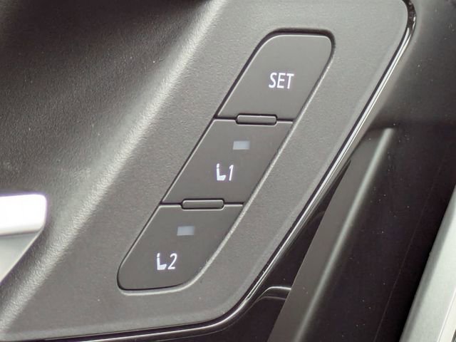 New 2025 Mitsubishi Outlander SEL image 26