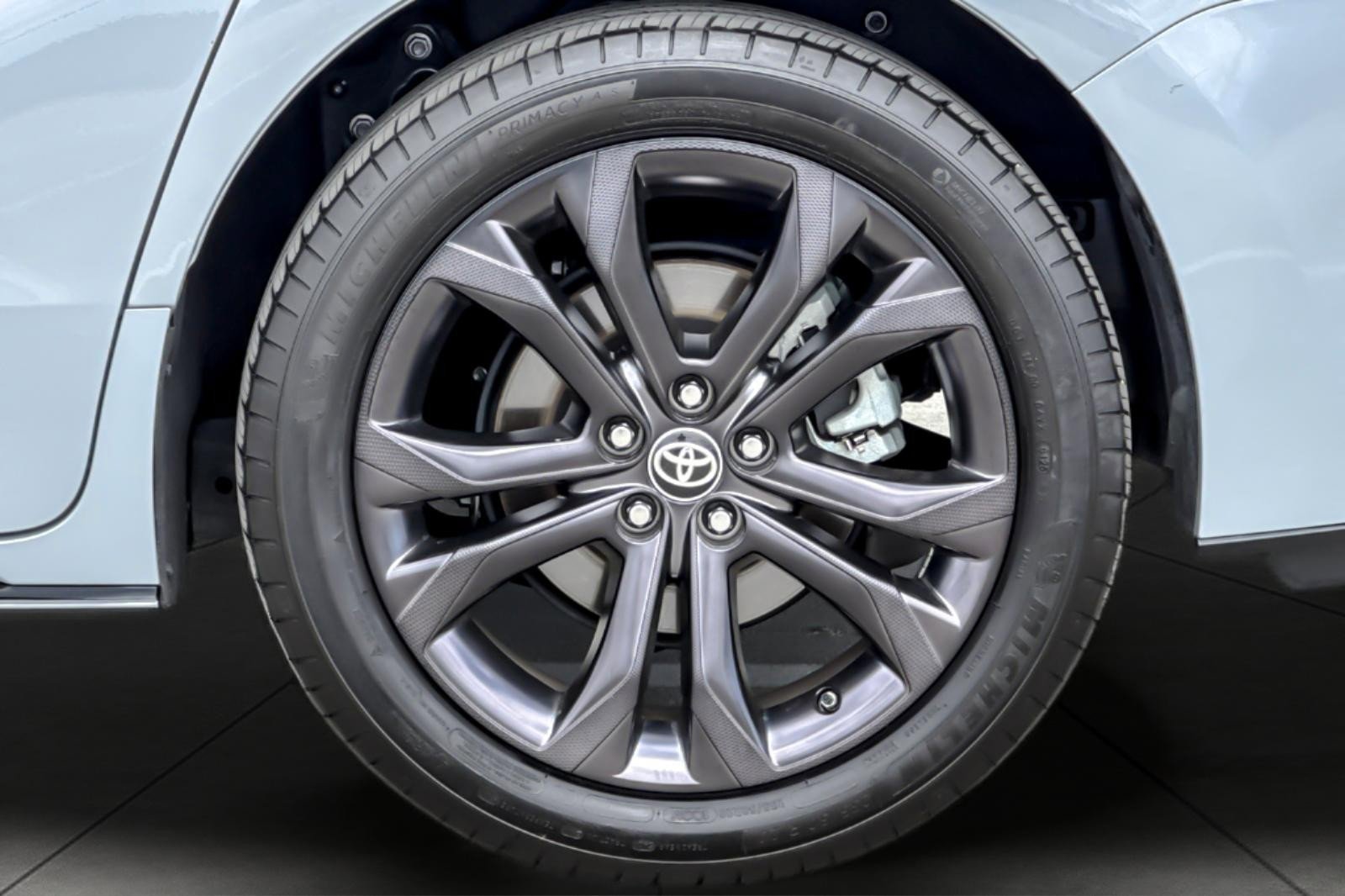 Used 2025 Toyota Sienna XSE w/ XSE Premium Package FWD image 26