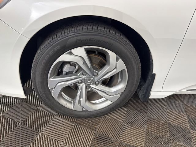 Certified 2018 Honda Accord EX-L image 35