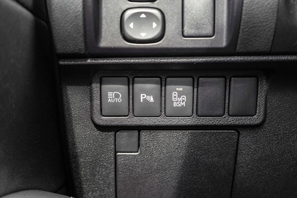 Used 2017 Lexus ES 350 w/ Luxury Package image 22