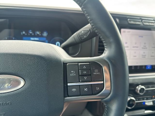 Used 2023 Ford F450 Limited w/ FX4 Off-Road Package image 27