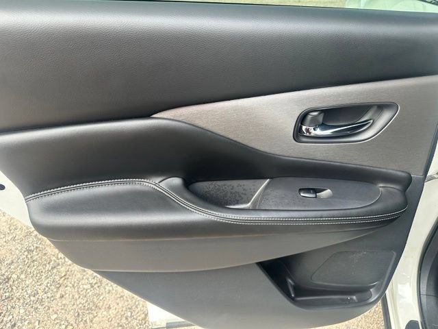 Used 2019 Nissan Murano SV AWD/4WD image 29