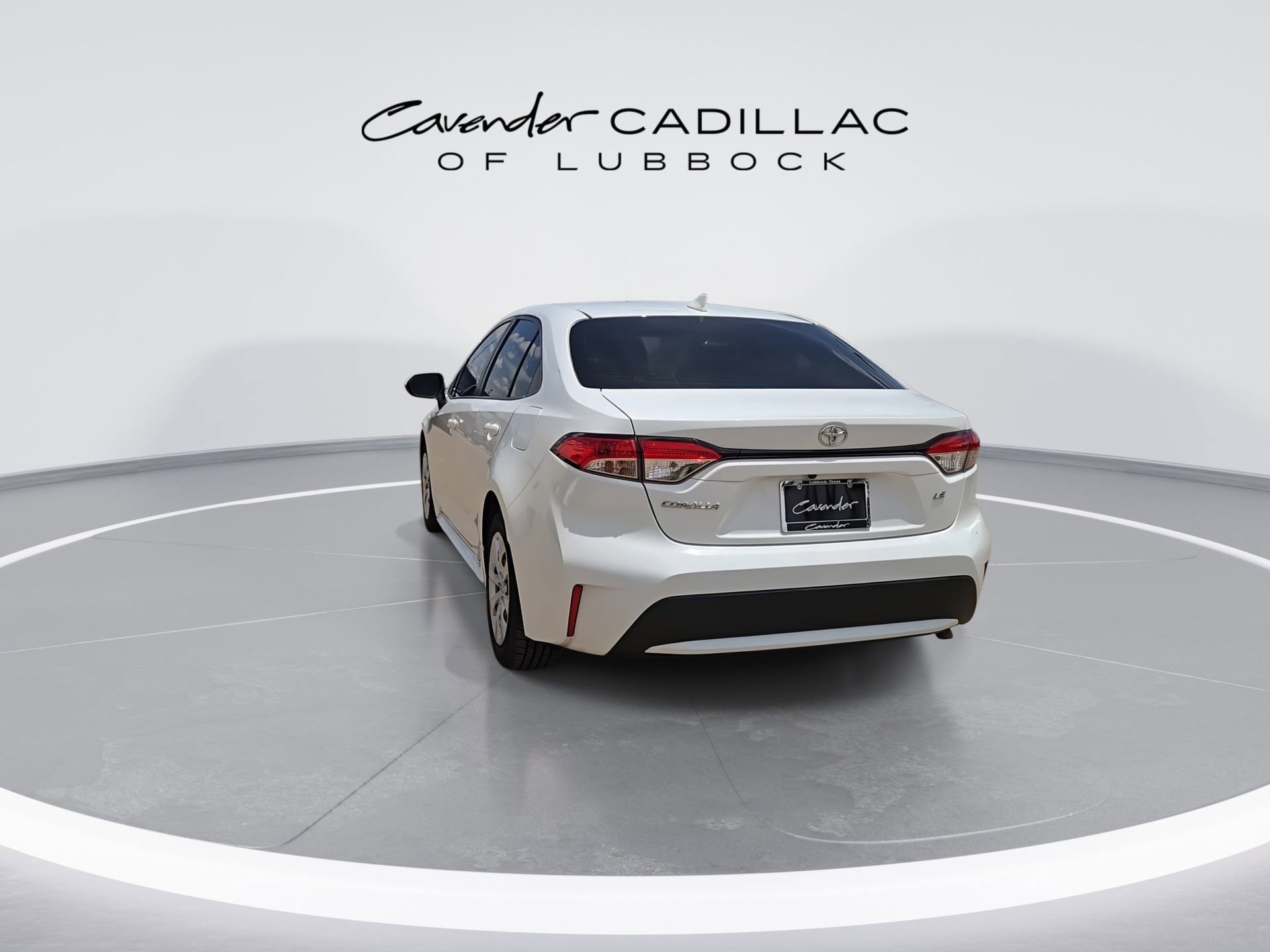 Used 2020 Toyota Corolla LE FWD image 7