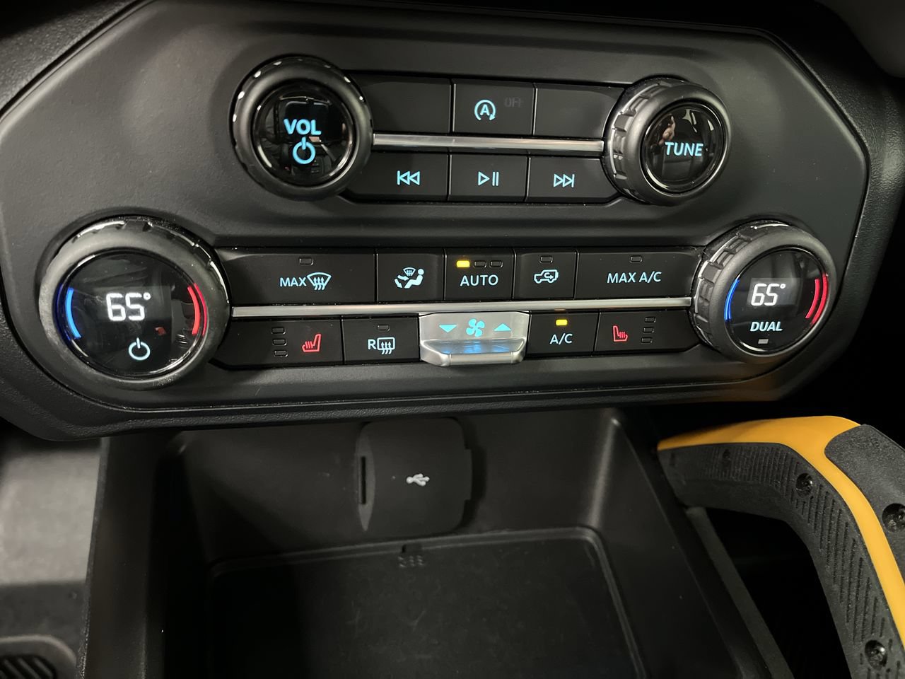 Used 2023 Ford Bronco Badlands AWD/4WD image 20