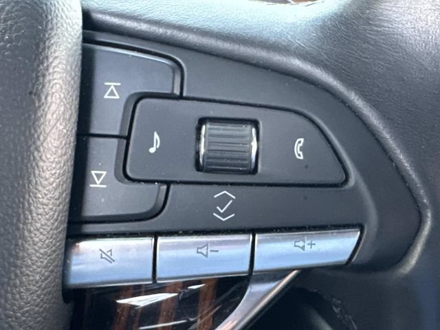 Used 2023 Cadillac Escalade Luxury RWD image 29
