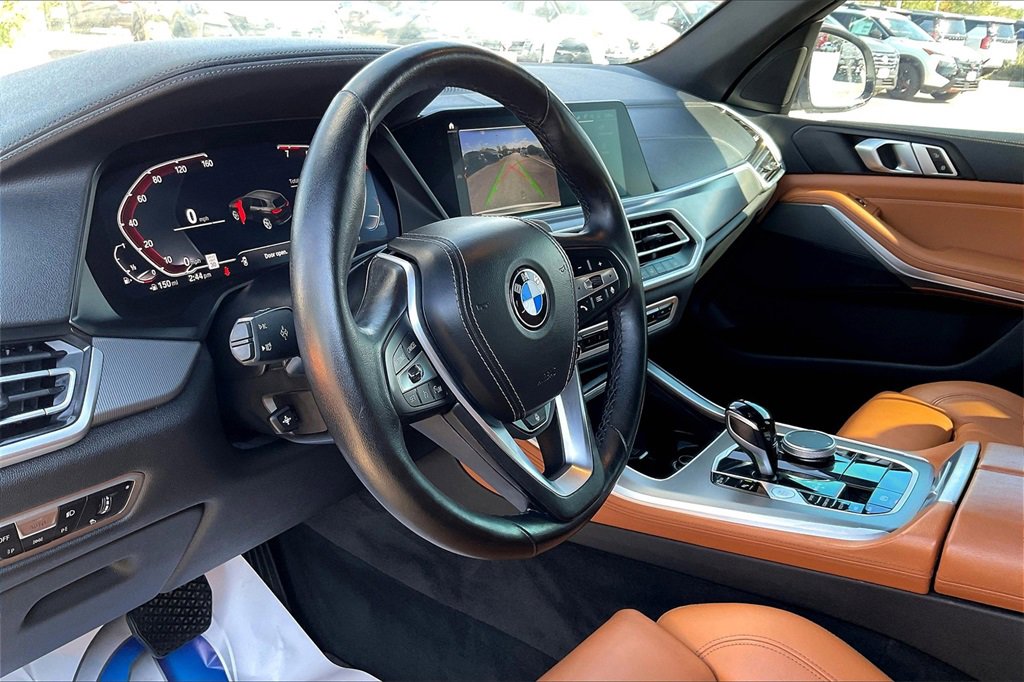 Used 2022 BMW X5 xDrive40i w/ Premium Package image 14