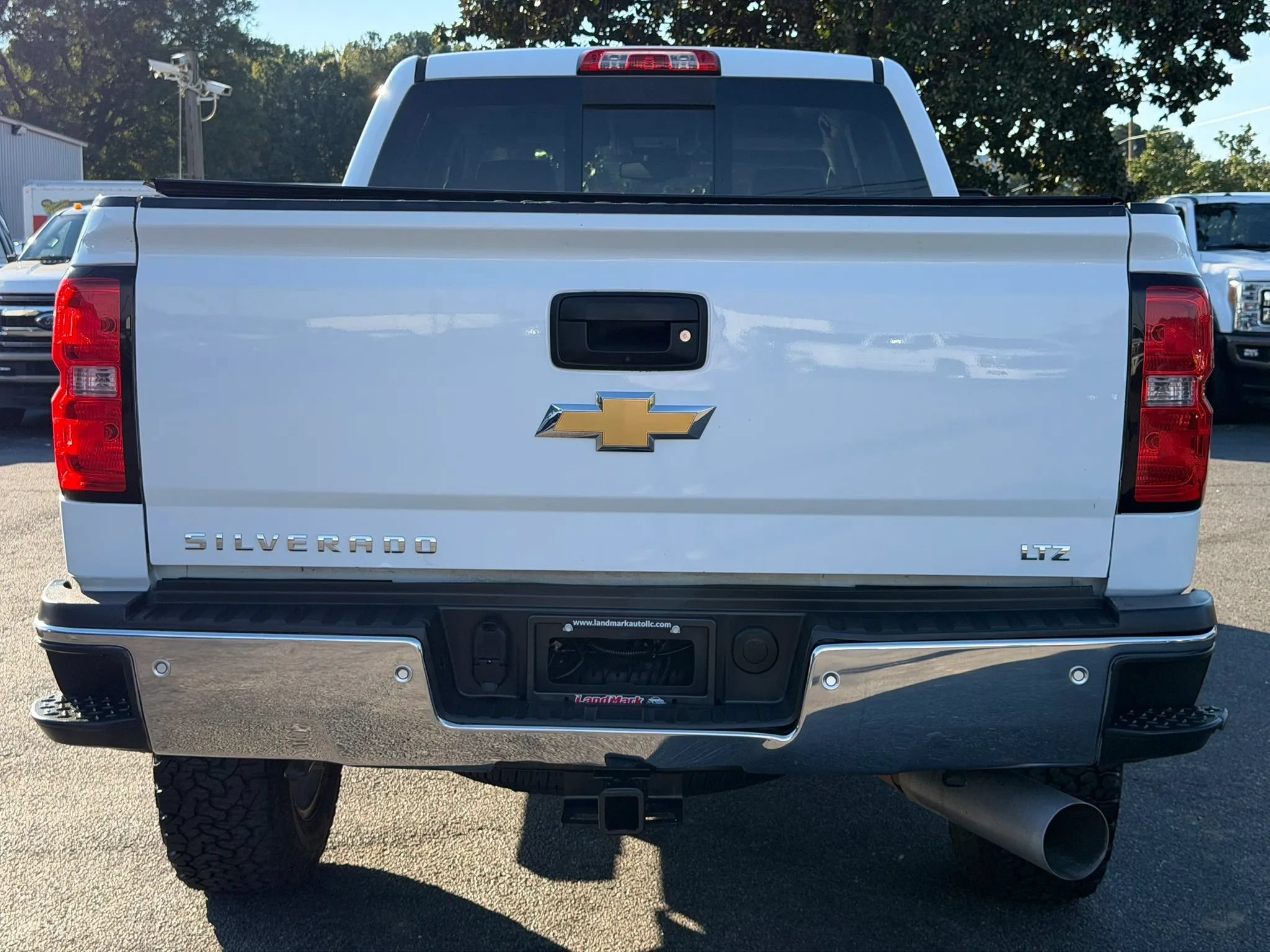 Used 2019 Chevrolet Silverado 2500 LTZ w/ Duramax Plus Package AWD/4WD image 6
