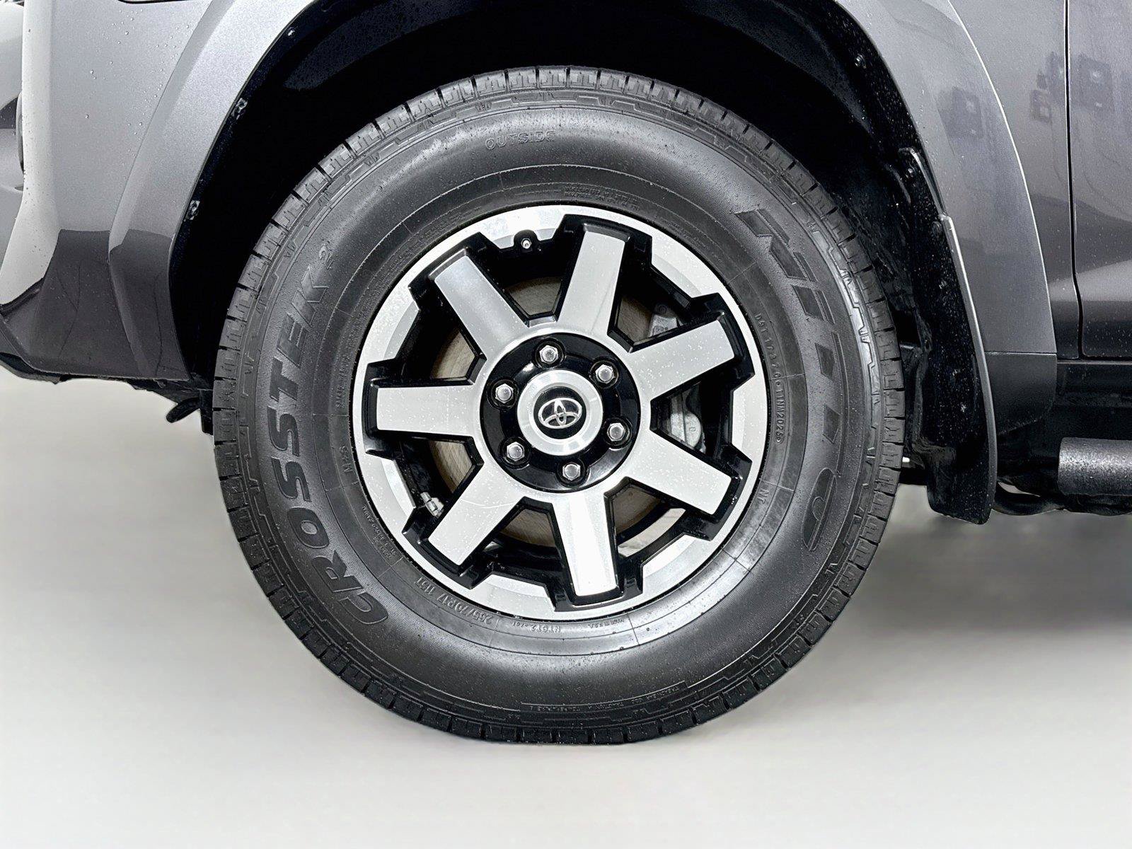 Certified 2021 Toyota 4Runner TRD Off-Road Premium w/ Moonroof Package AWD/4WD image 46