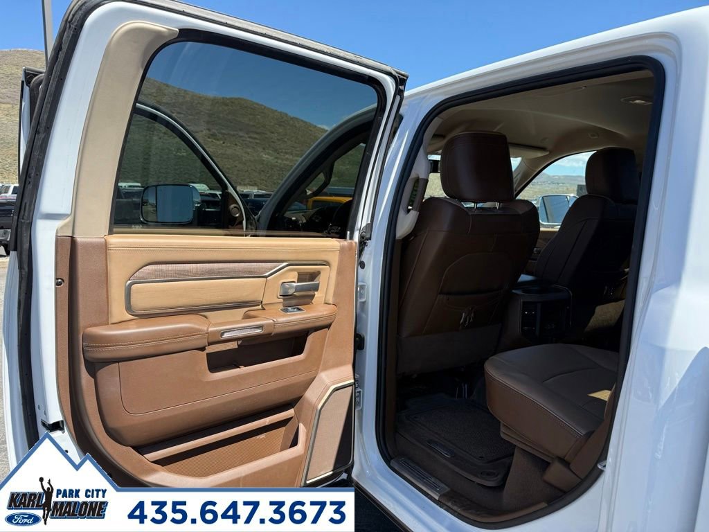 Used 2022 RAM 3500 Limited AWD/4WD image 27