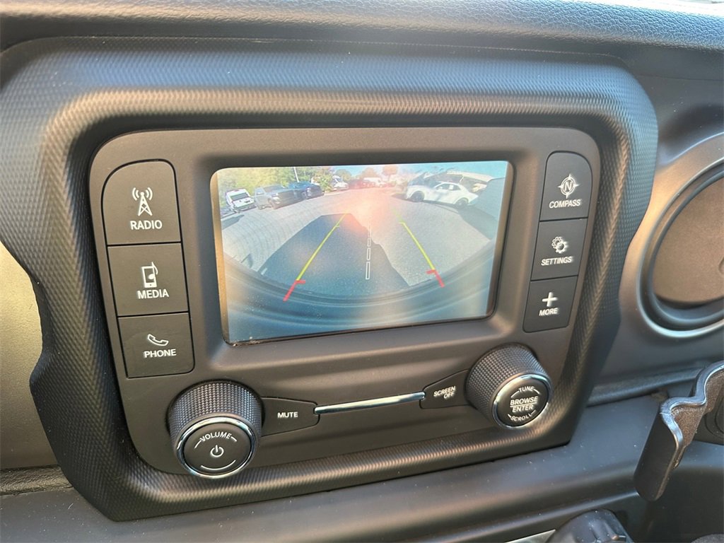 Used 2018 Jeep Wrangler Unlimited Sport S image 26