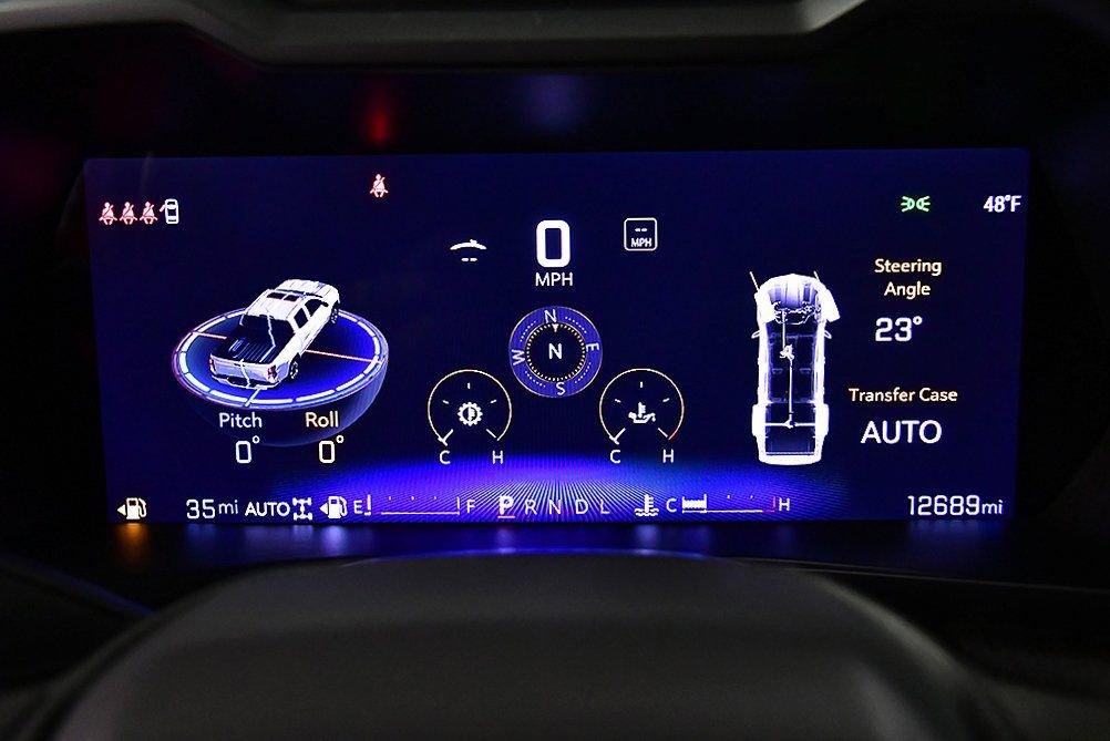 Used 2024 Chevrolet Colorado Trail Boss w/ Technology Package image 17