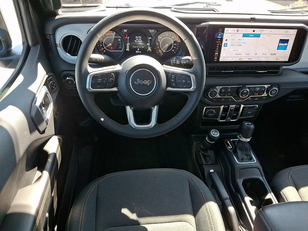 Used 2025 Jeep Wrangler Unlimited Sahara w/ Safety Group AWD/4WD image 12